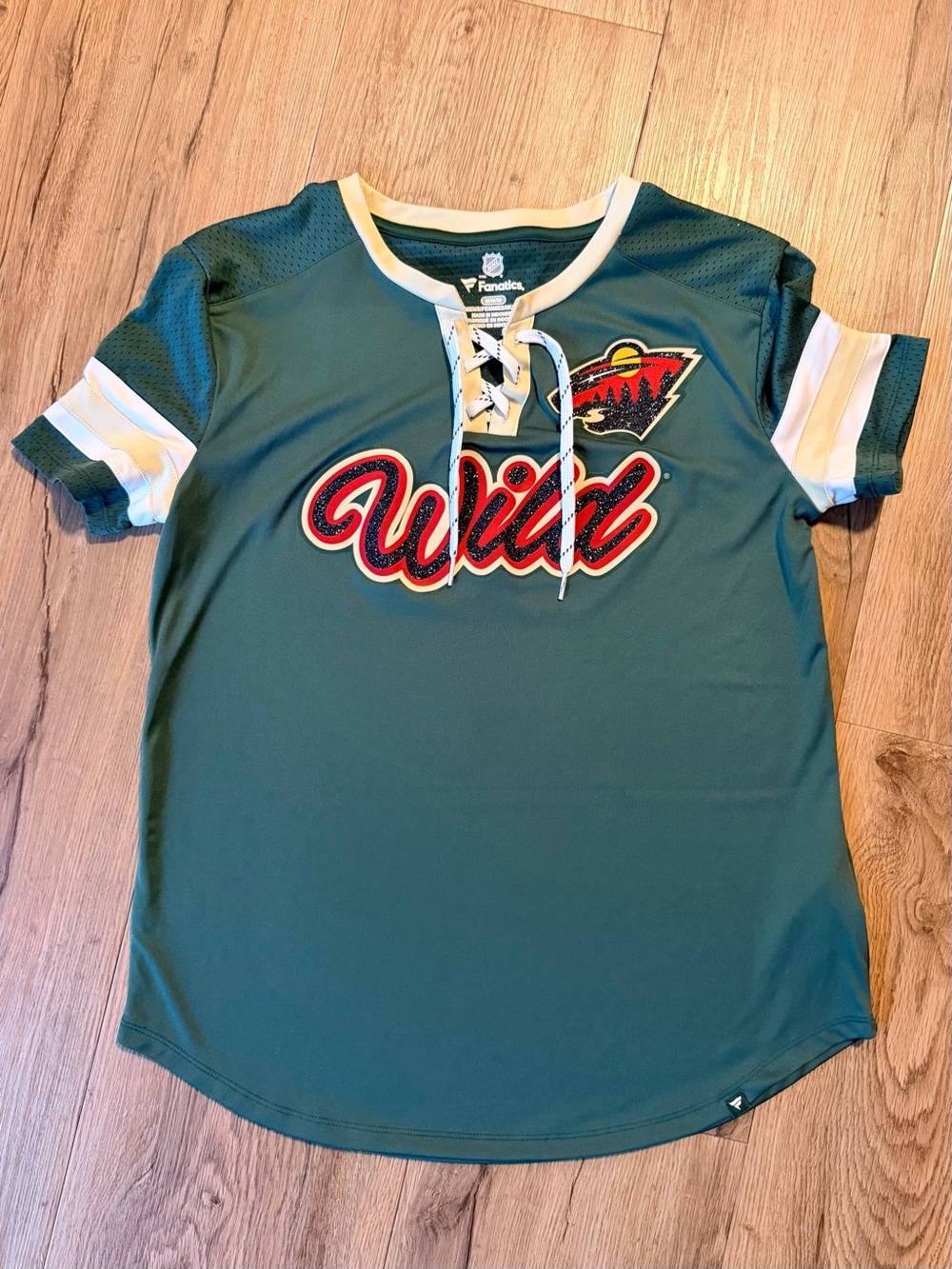 Fanatics Women’s Minnesota Wild Lace-Up Tee in Green with Glitter Size Medium